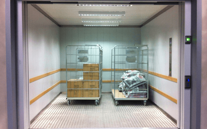 تركيب مصاعد شحن البضائع